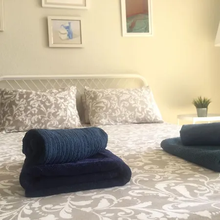 En El Centro De * 토레몰리노스