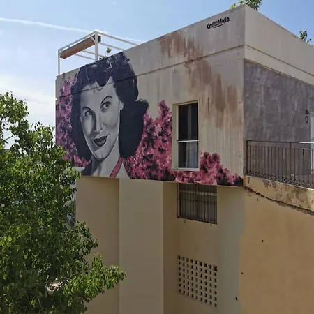 En El Centro De Torremolinos
